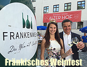 Fränkisches Weinfest am Restaurant Alter Hof in München. Zur Eröffnung beehrt das Fest die fränkische Weinkönigin. (©Foto: Martin Schmitz)
